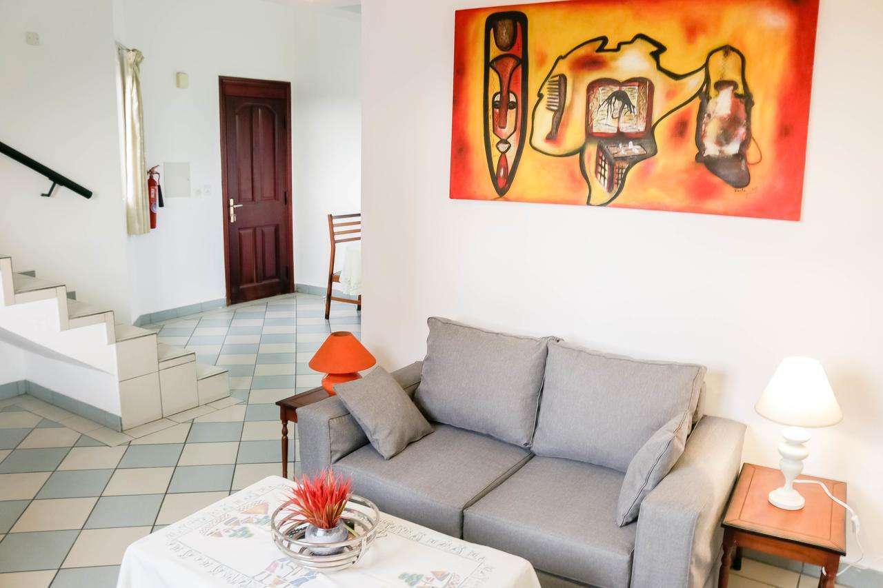 Tchero Appartement 1 Douala Exterior photo